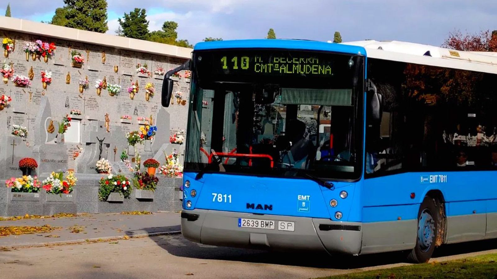 Horarios, autobuses, vigilancia... dispositivo especial de Madrid para Halloween y el Día de Todos los Santos