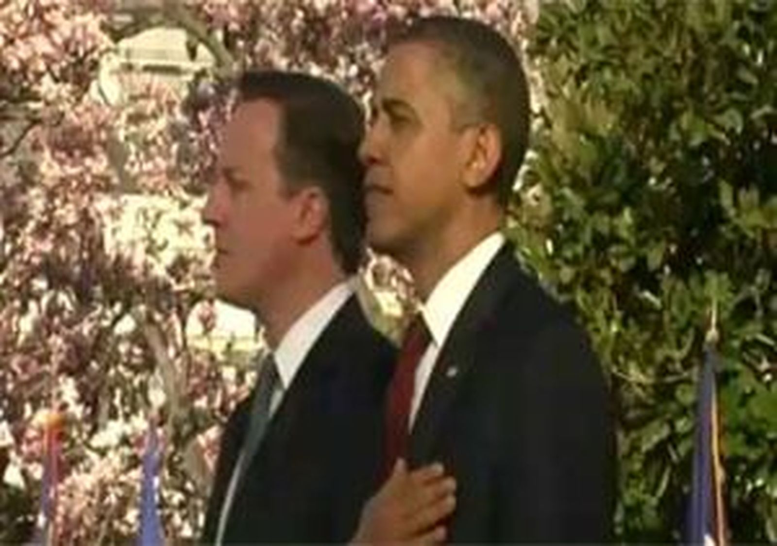 Obama y Cameron reafirman su compromiso con la transición en Afganistán