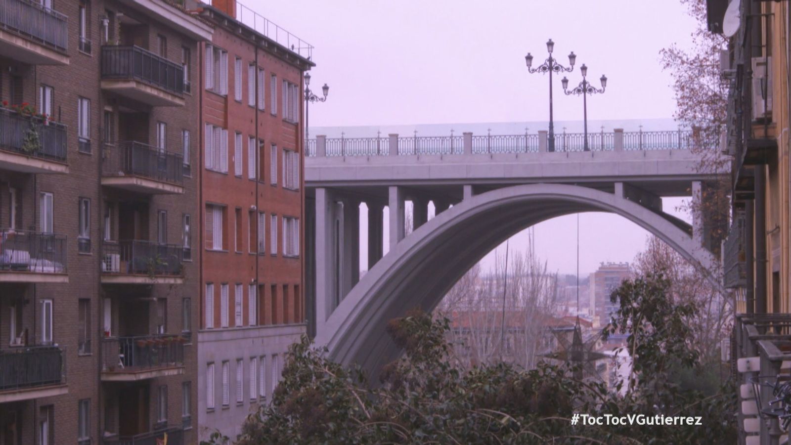 Y estas son las vistas desde el salón de esta vivienda... ¡El viaducto de Segovia!