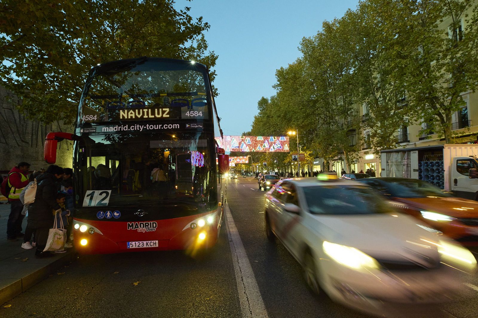 ¡Todos a bordo del Naviluz! Ya ha llegado a Madrid y os damos todos los datos que necesitáis saber