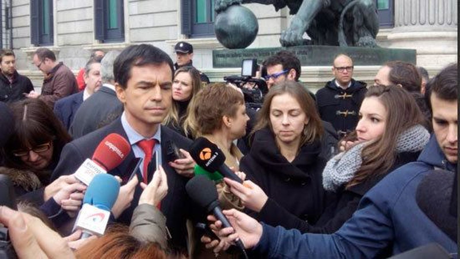 UPyD defiende la custodia compartida en caso de separación de los padres