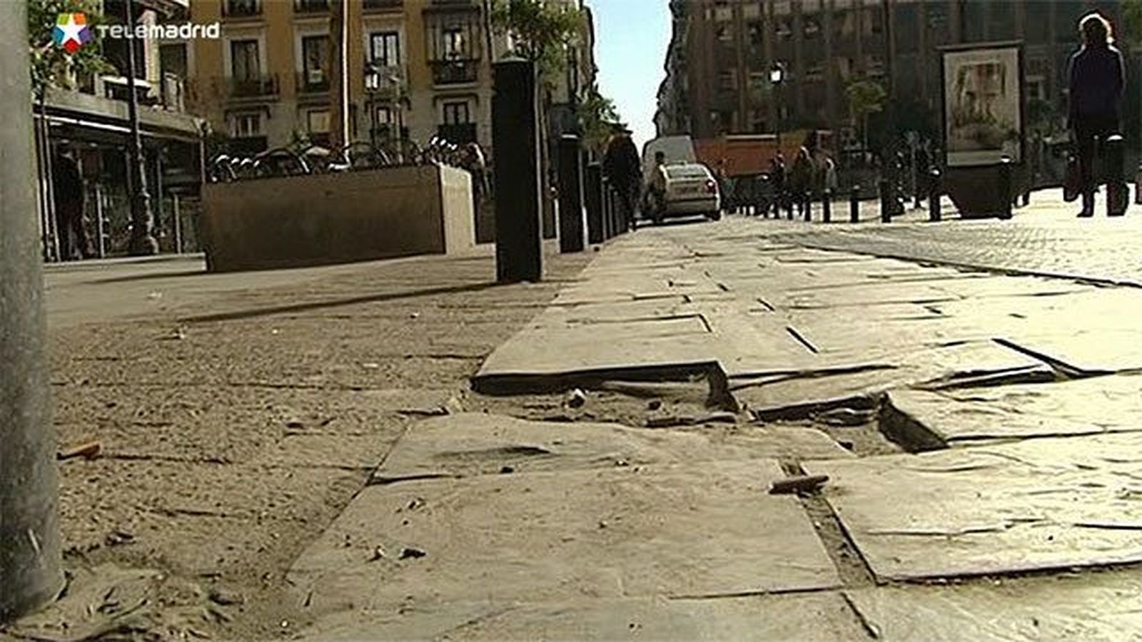 Los madrileños podrán informar con sus móviles de las  incidencias en la ciudad