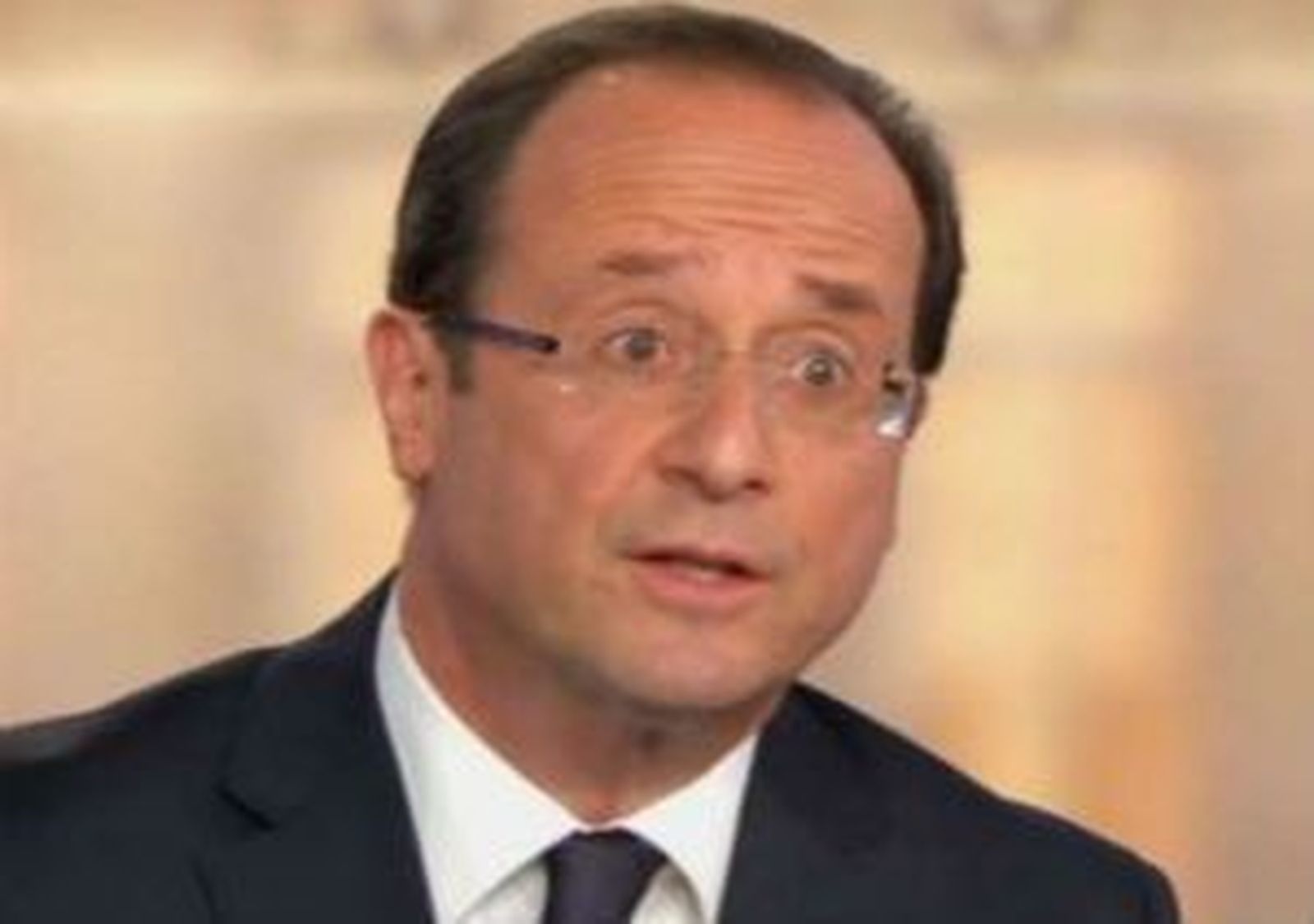 Cruce de cifras y reproches en un tenso debate entre Sarkozy y Hollande