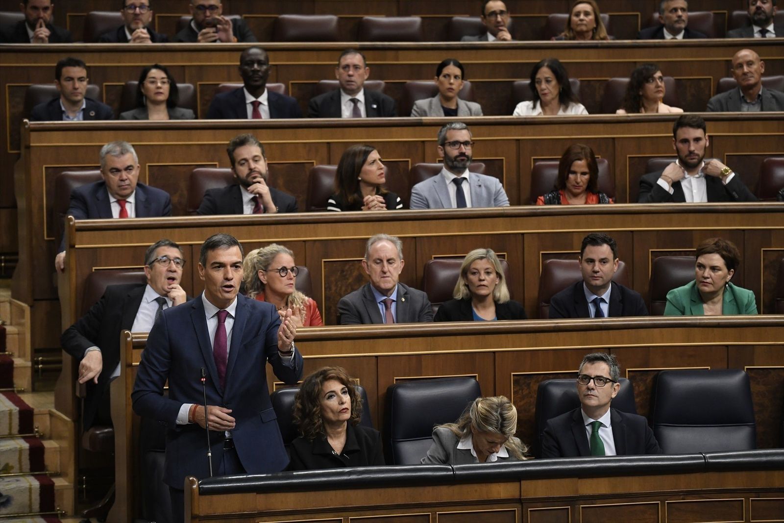 Turbulenta sesión de control marcada por el 'caso Koldo' y los cruces de acusaciones de corrupción