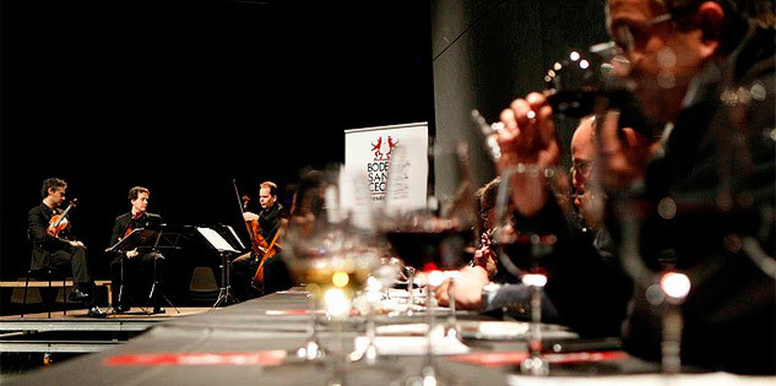 Noches de vino y música en los Teatros del Canal