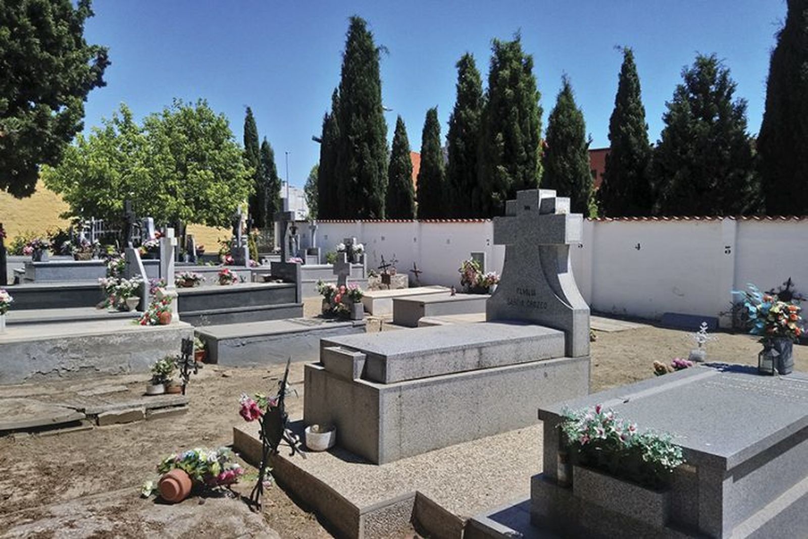 Interior del cementerio municipal de Rivas Vaciamadrid