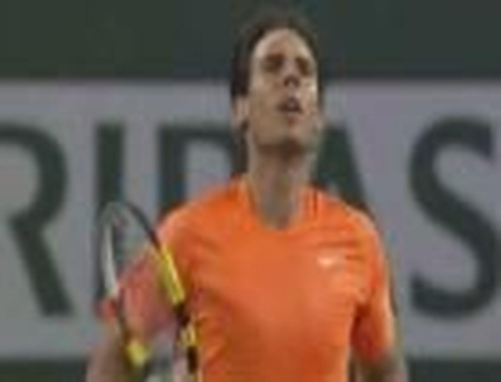 Nadal y Federer pasan a cuartos con más dificultades de las previstas