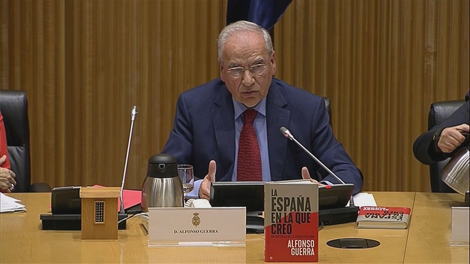 Guerra carga contra el "desatino" de un relator sobre Cataluña: España no es Yemen, ni Burkina Faso