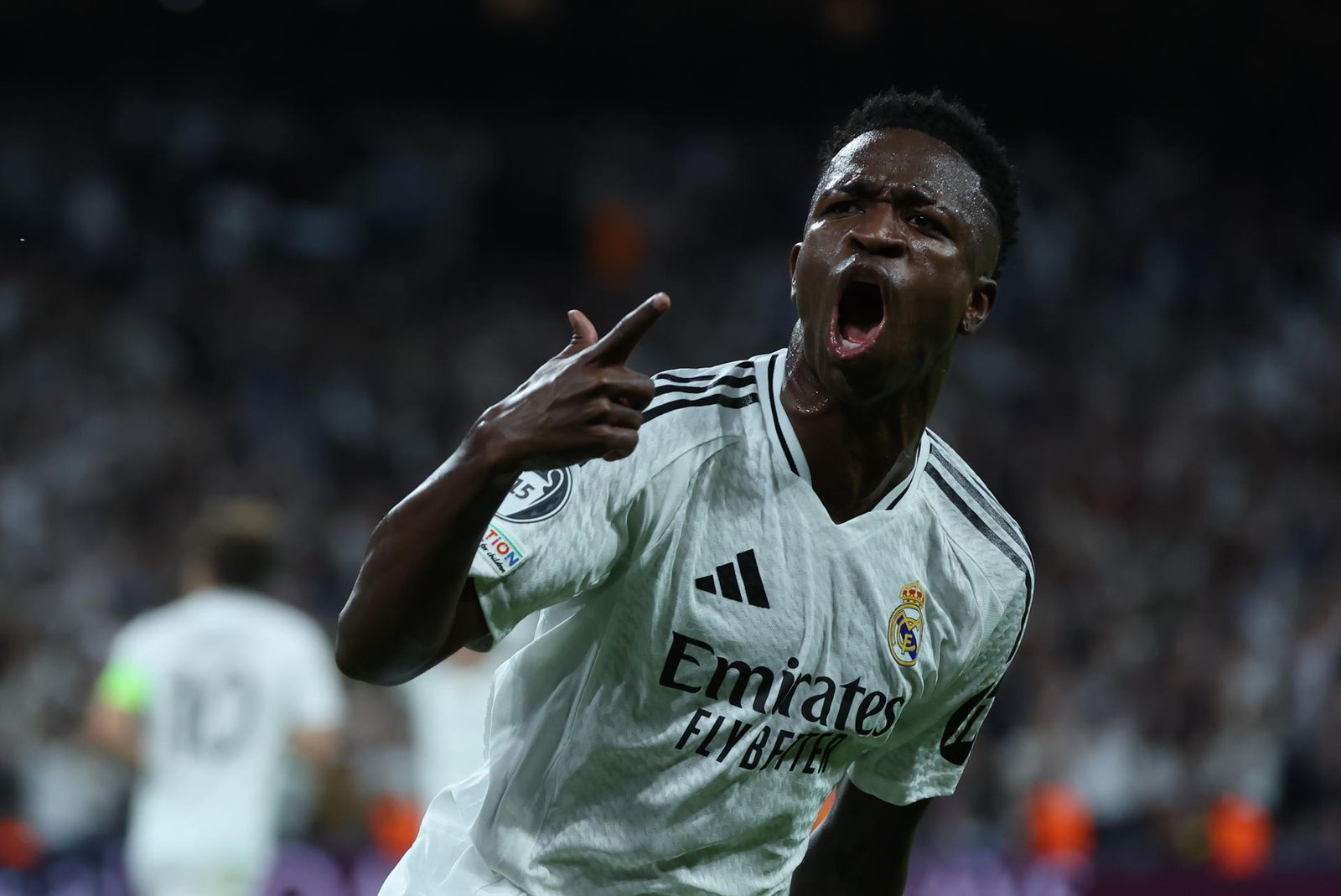 Vinicius se exhibe