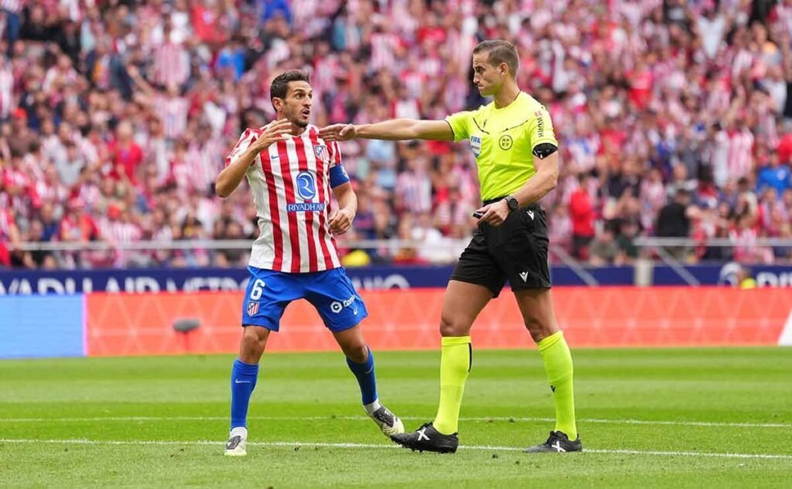 Koke y Javier Alberola Rojas