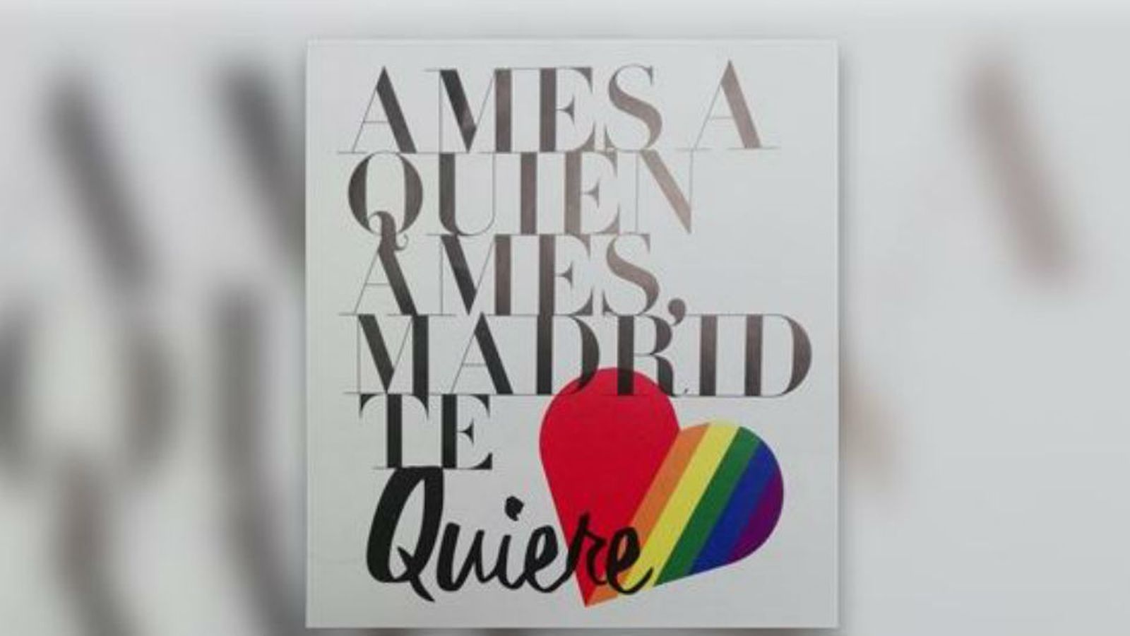 Establecimientos madrileños reciben al visitante LGTBI con un mensaje de bienvenida