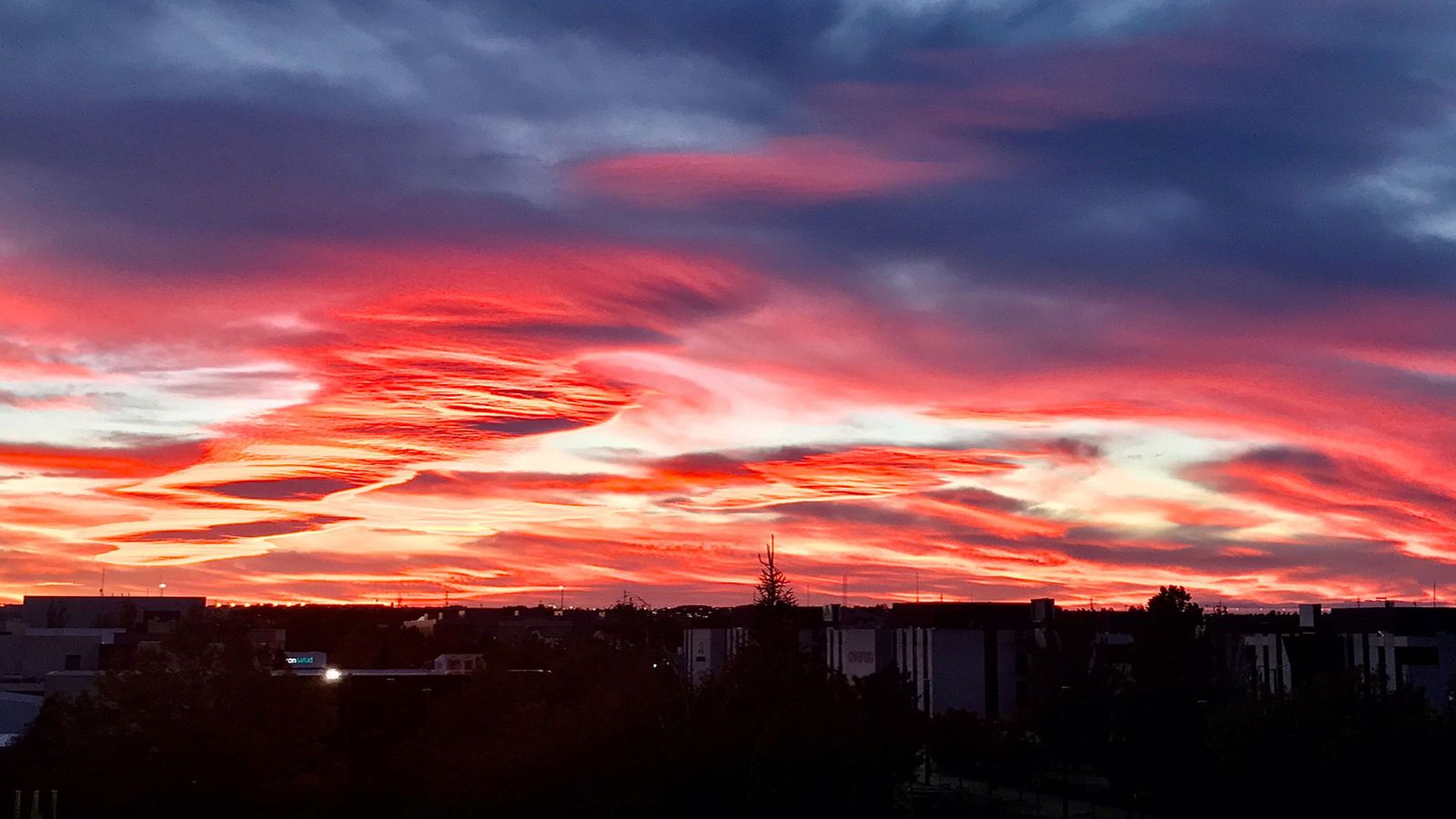Cielo rojo de Madrid