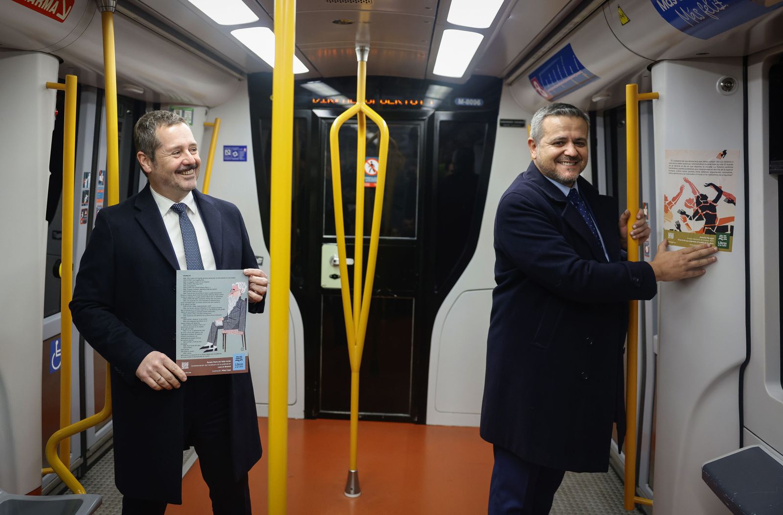 Los 'Libros a la calle' vuelven a viajar por el Metro de Madrid