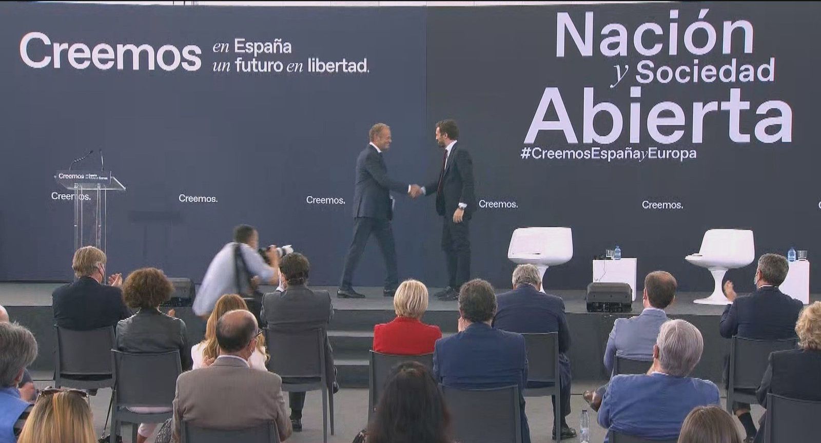 Casado recibe el apoyo de líderes europeos: “Gana por el bien de España y de Europa”