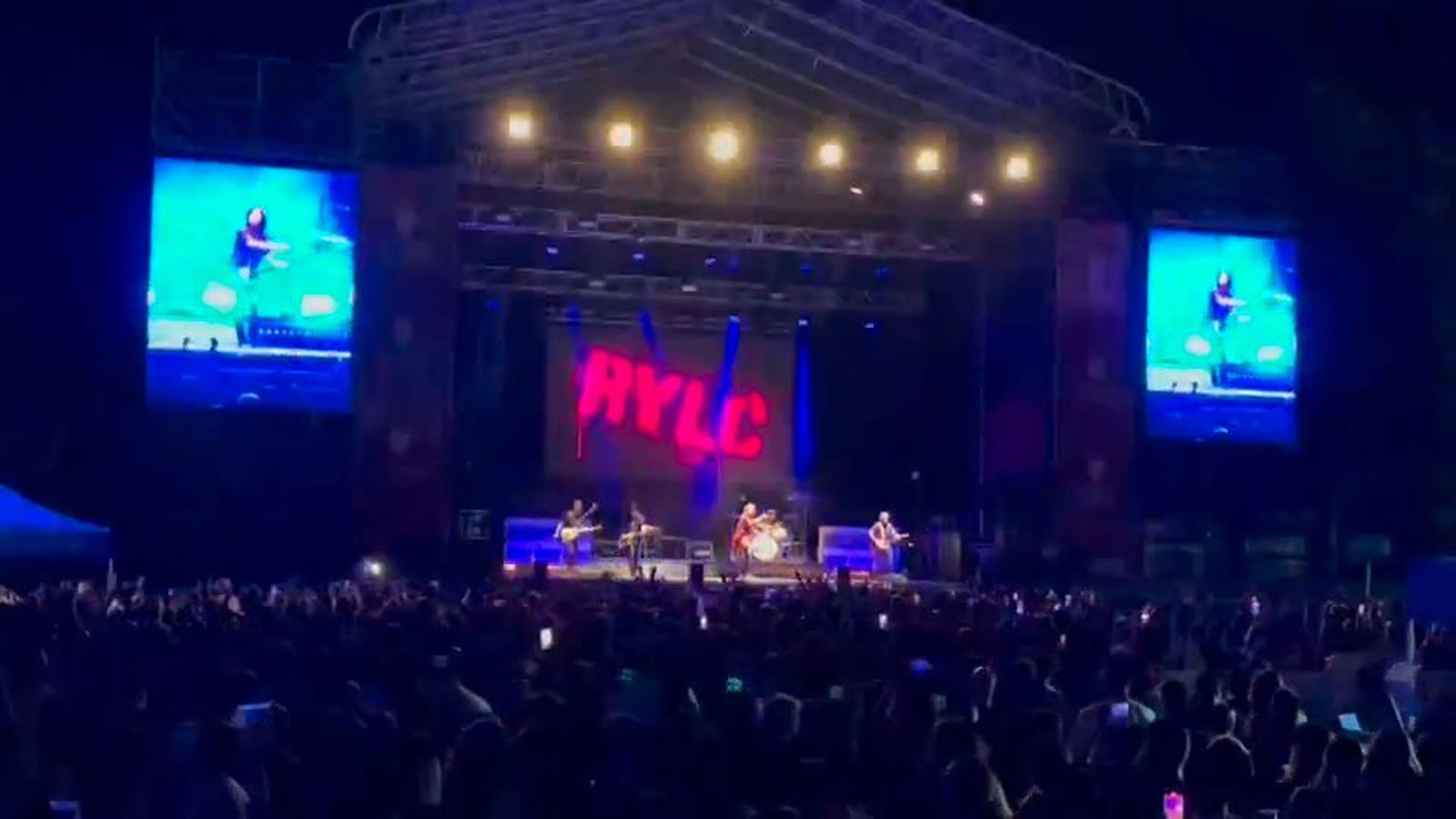 Desalojado el Anfiteatro Municipal de Sanse por afluencia de público en los conciertos de sus fiestas