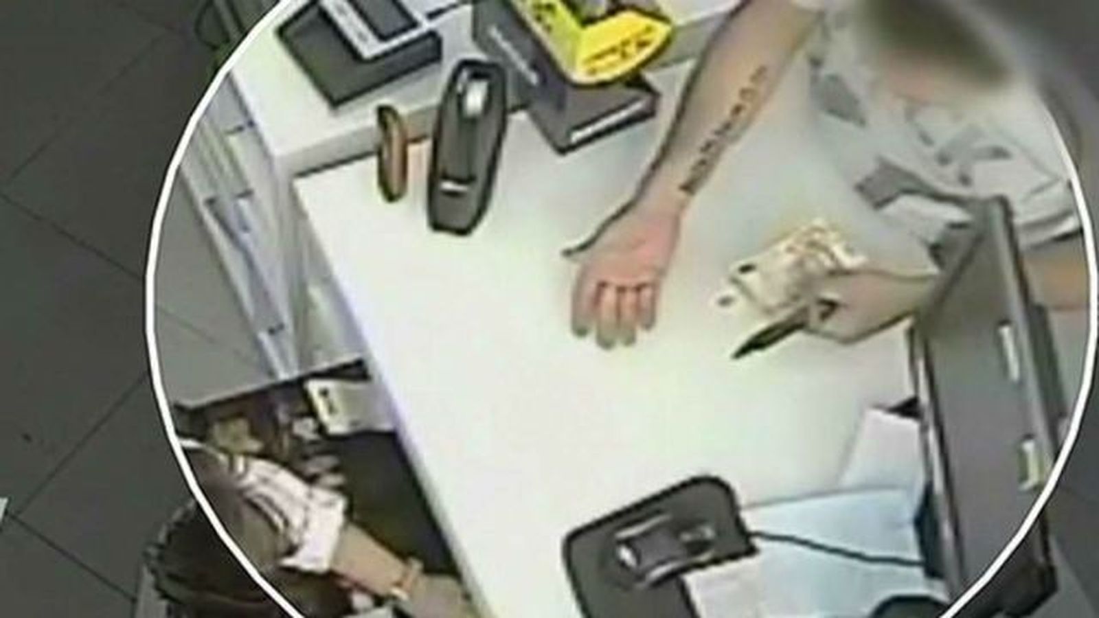 Detenido un fugitivo por atracar con violencia farmacias regentadas por mujeres