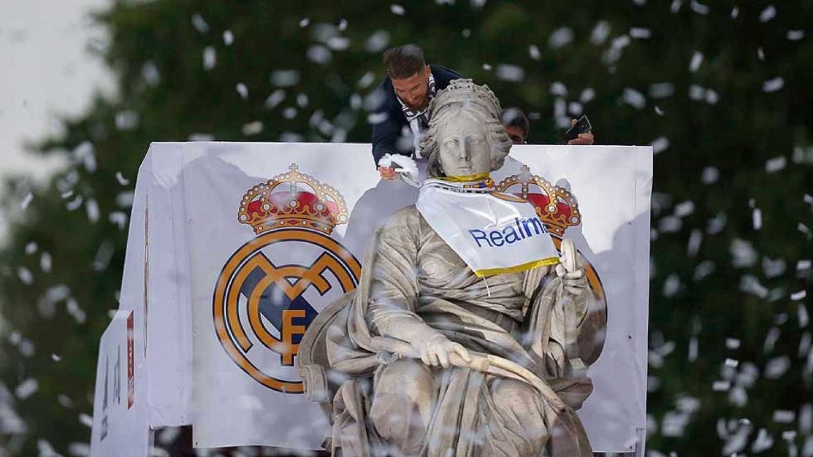 Sergio Ramos en La Cibeles