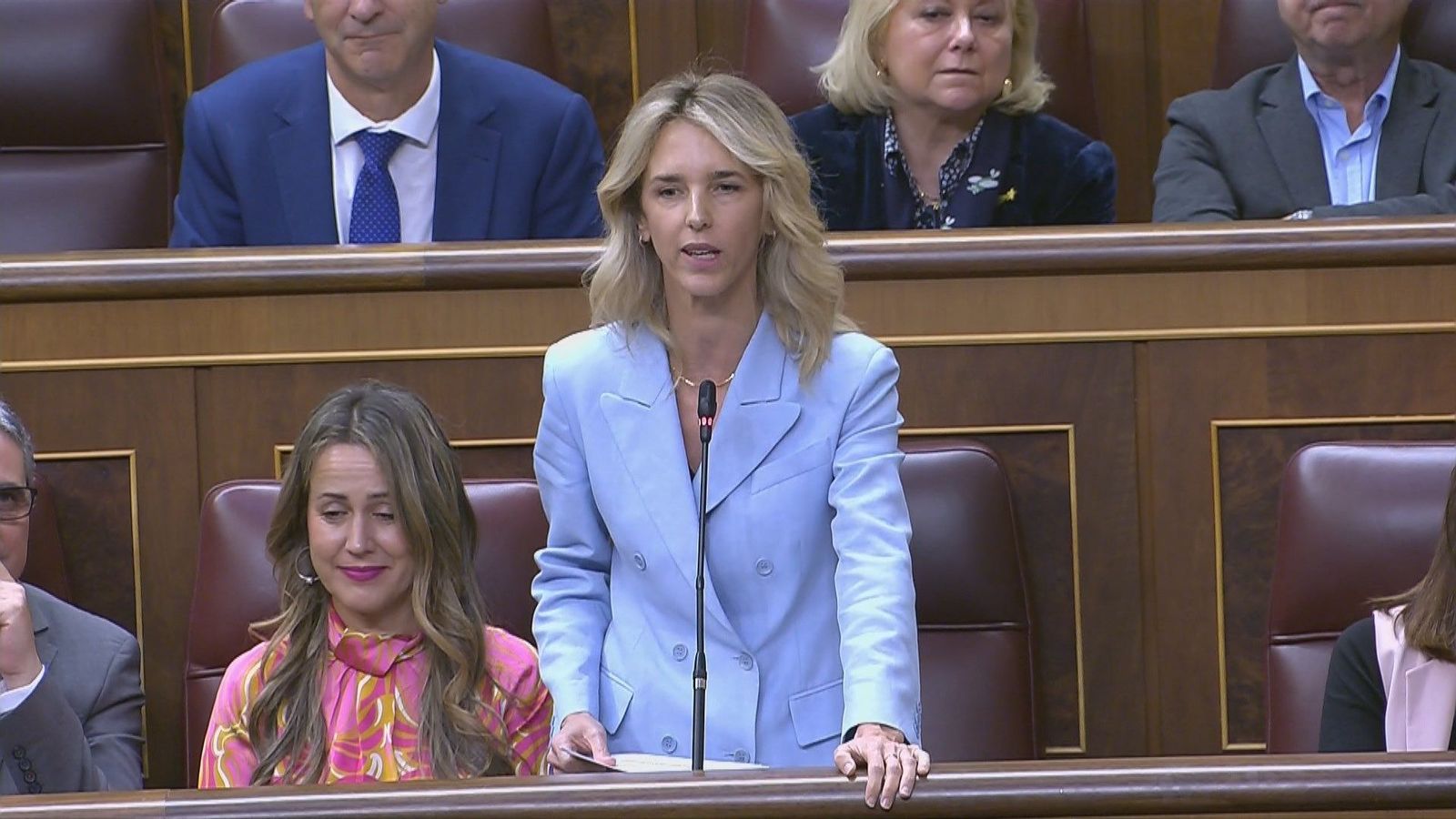 Sesión de control en el Congreso con reproches entre PP y Gobierno