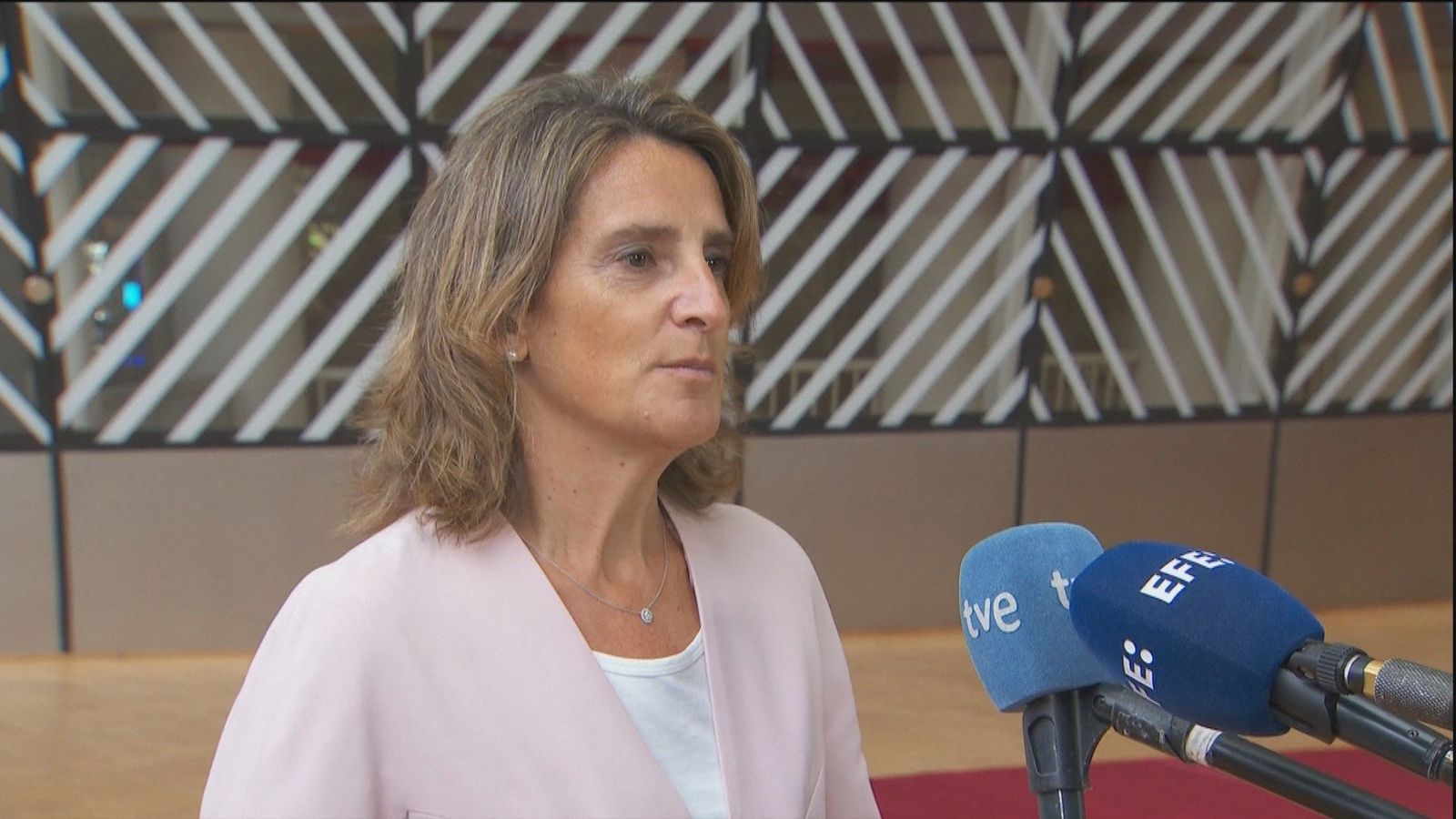 España, favorable a fijar un tope europeo al gas ruso, pide a la UE transparencia en los mercados