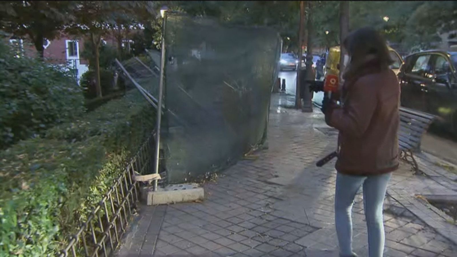 Una verja cerrará el perímetro del parque del Conde Duque para evitar botellones