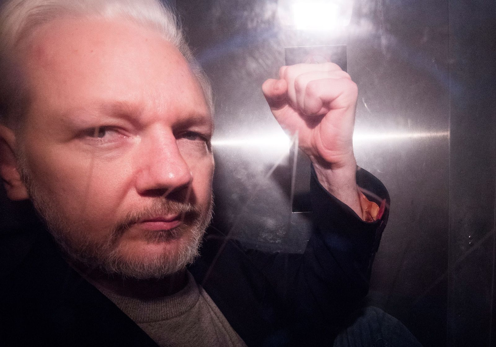Reino Unido rechaza extraditar a Julian Assange a EEUU