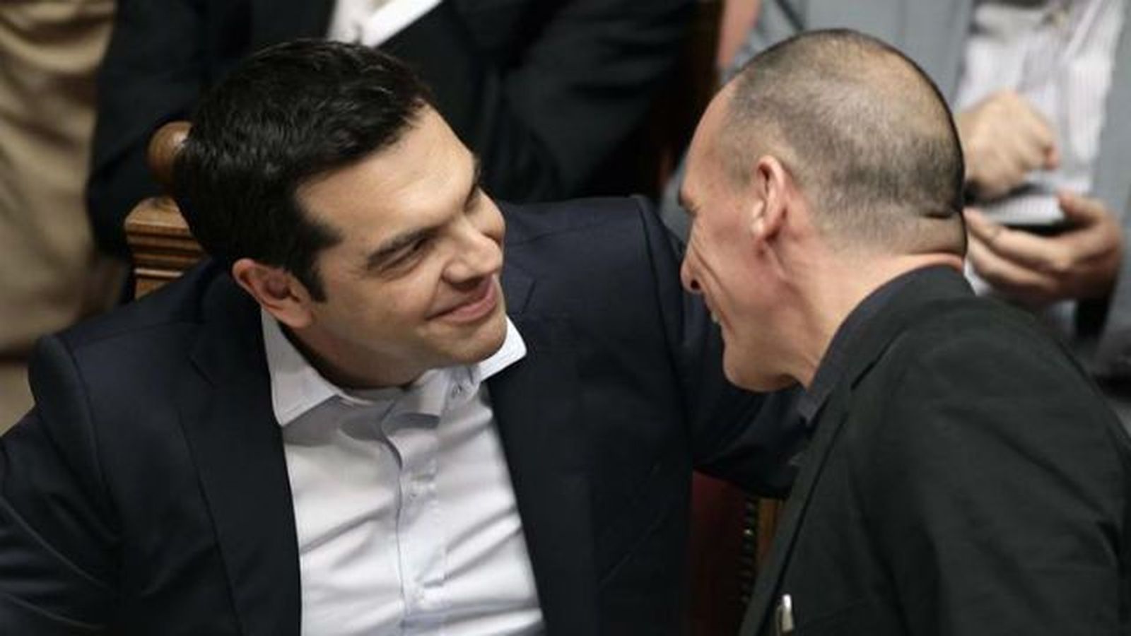 El Gobierno griego cede y confirma la contrapropuesta y Tsipras se dirigirá a la nación