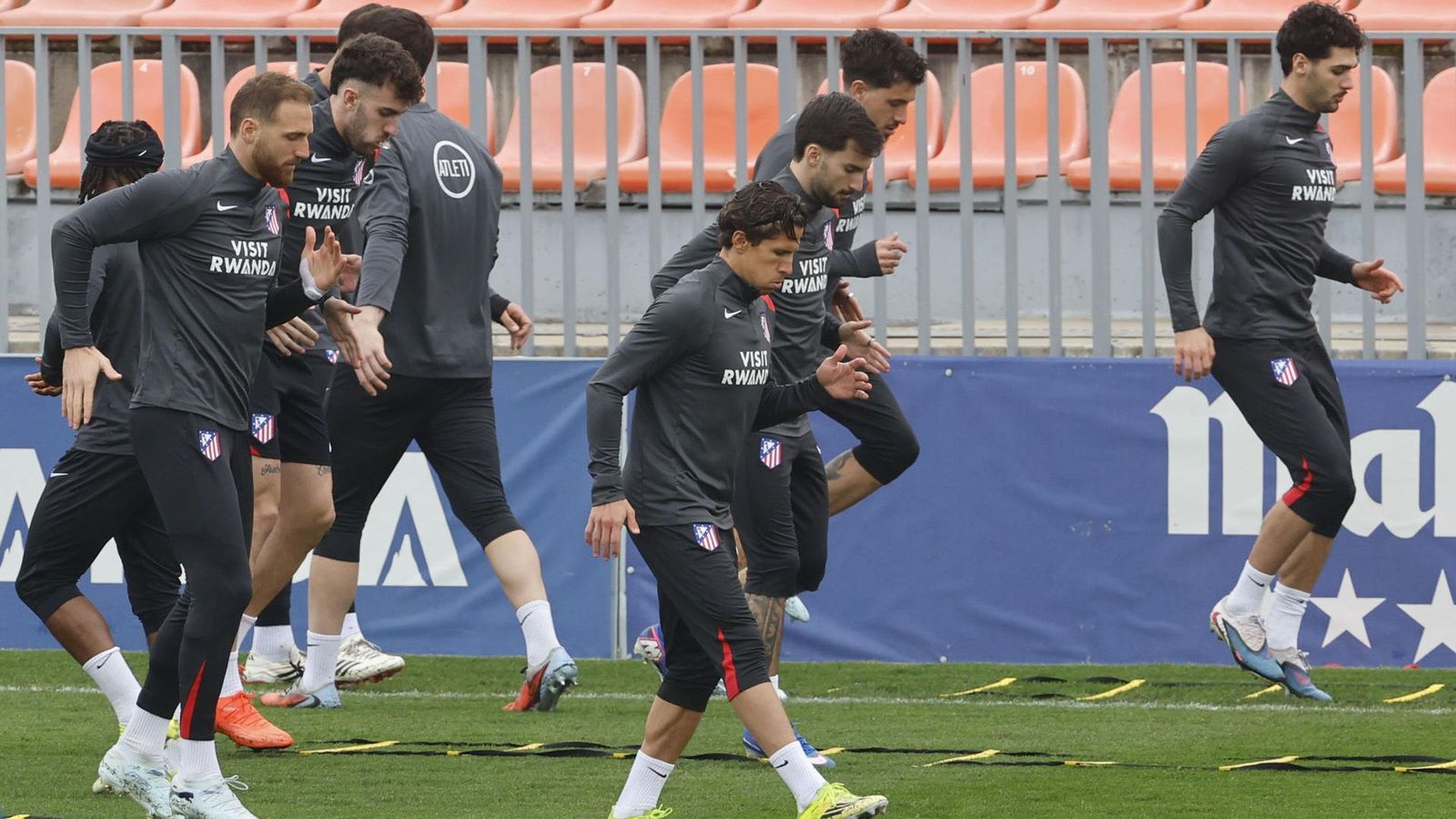 Mendoza, la única baja de Simeone contra el Tottenham
