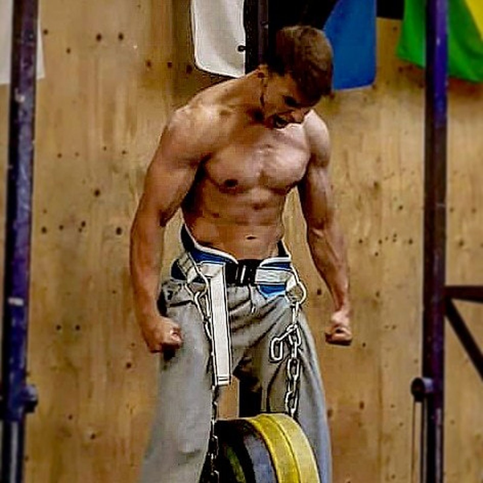 Los atletas de streetlifting se preparan para el Primer Campeonato de España