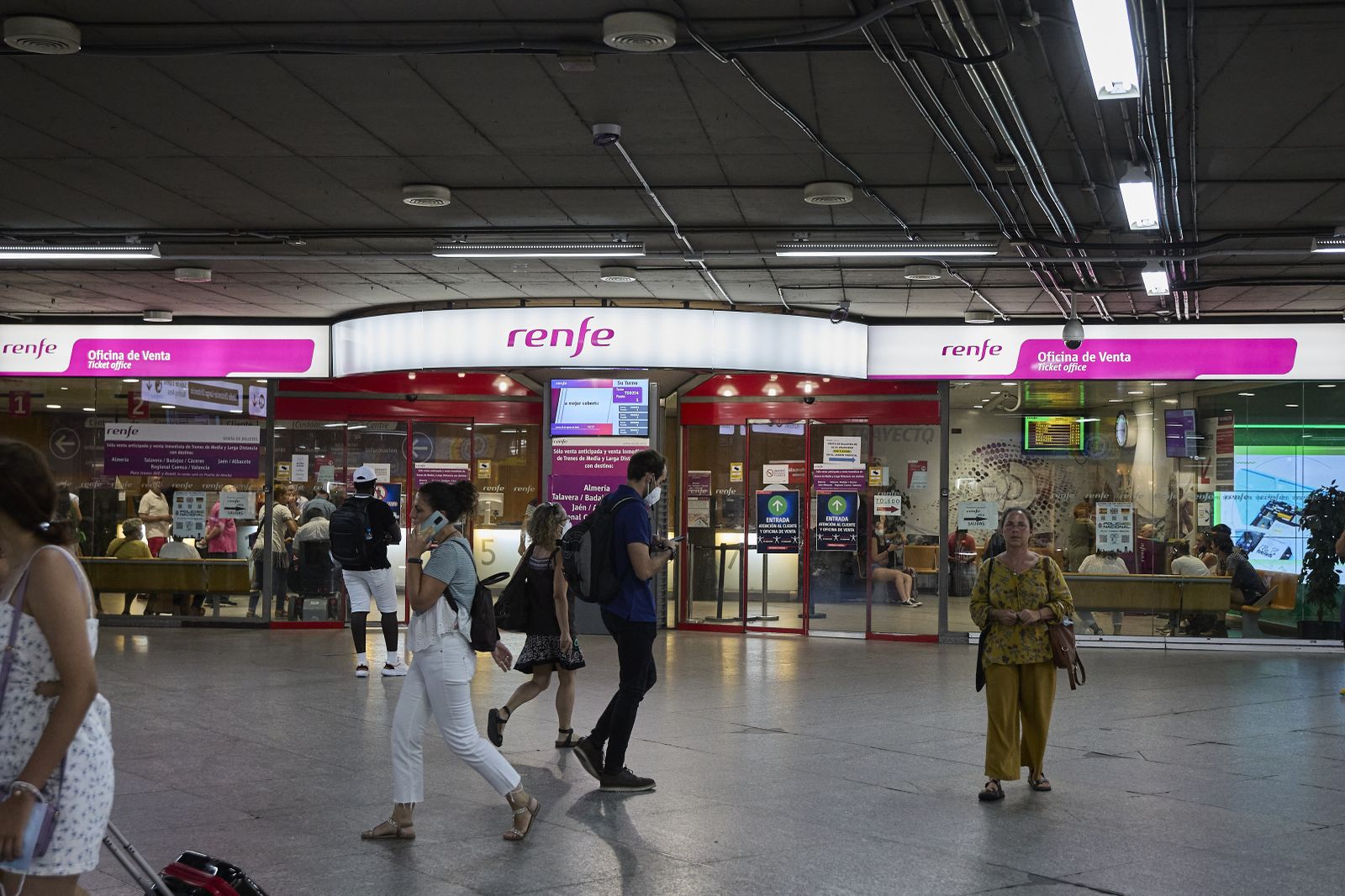 Punto de venta de Renfe en la estación Madrid-Puerta de Atocha