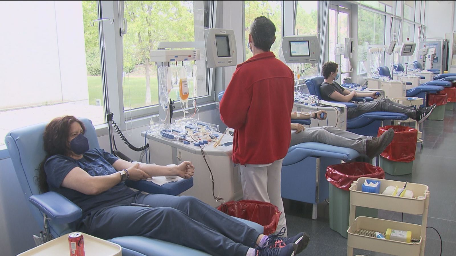 Se necesitan donaciones urgentes de  sangre 0- y A-