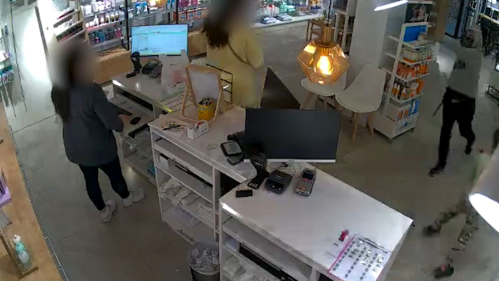 La Guardia Civil detiene a los autores de varios robos con violencia en farmacias de Valdemoro y Ciempozuelos