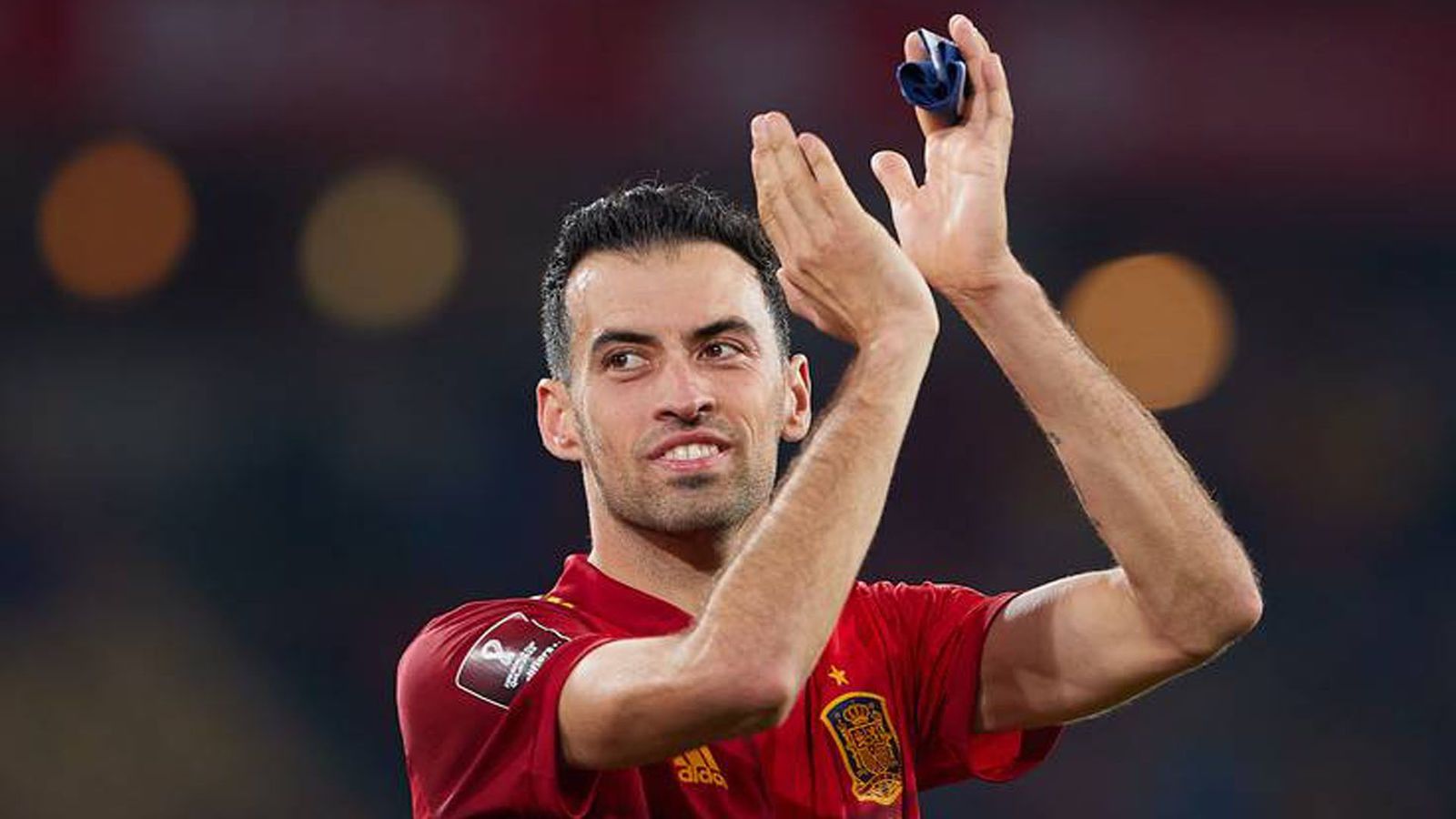 Busquets se retira de la Selección española
