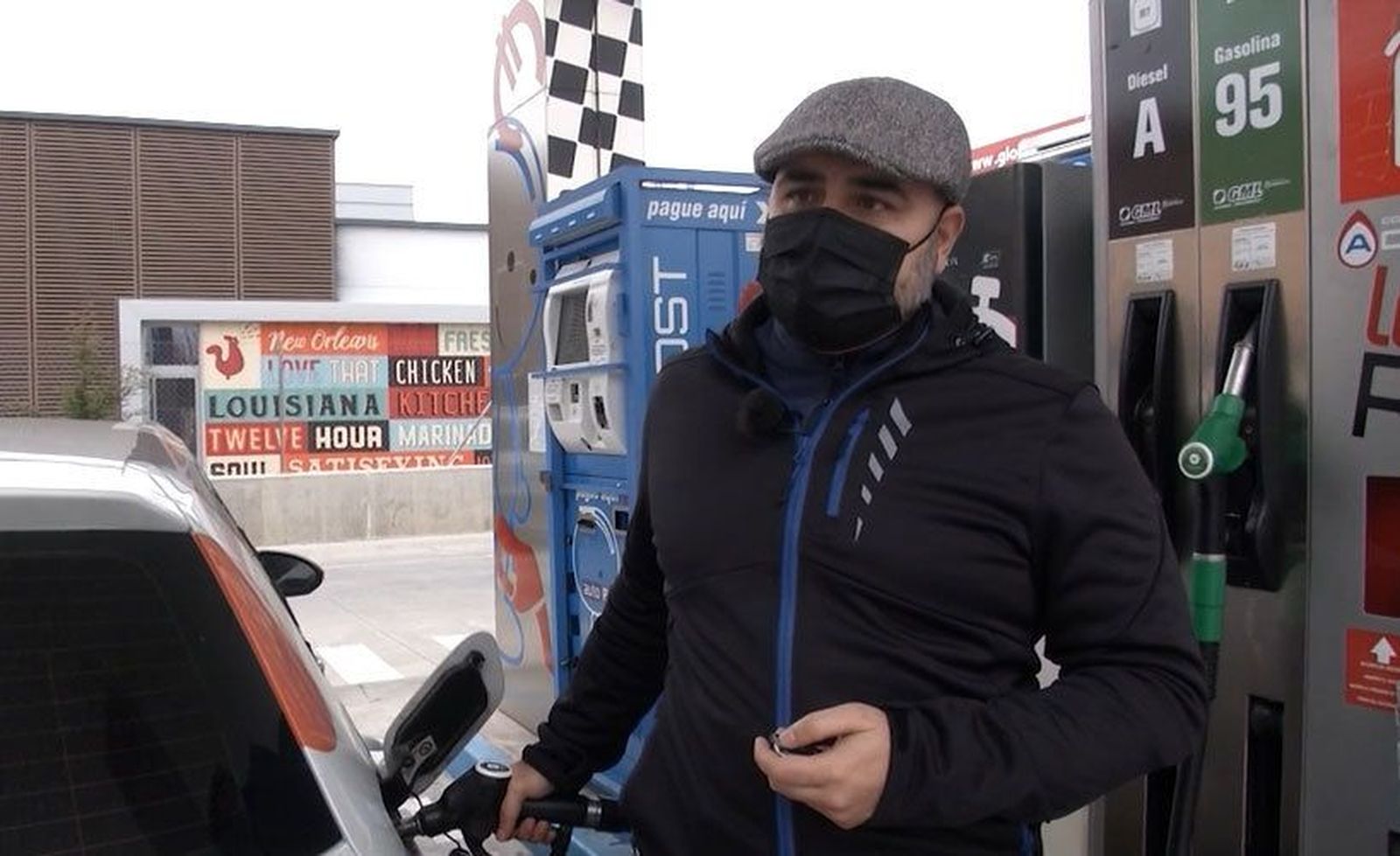 En qué se diferencia una gasolinera low cost y una normal