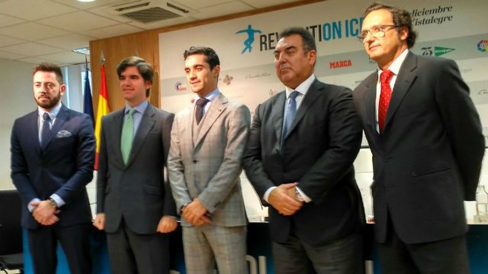 Javier Fernández presenta su 'Revolución en hielo'