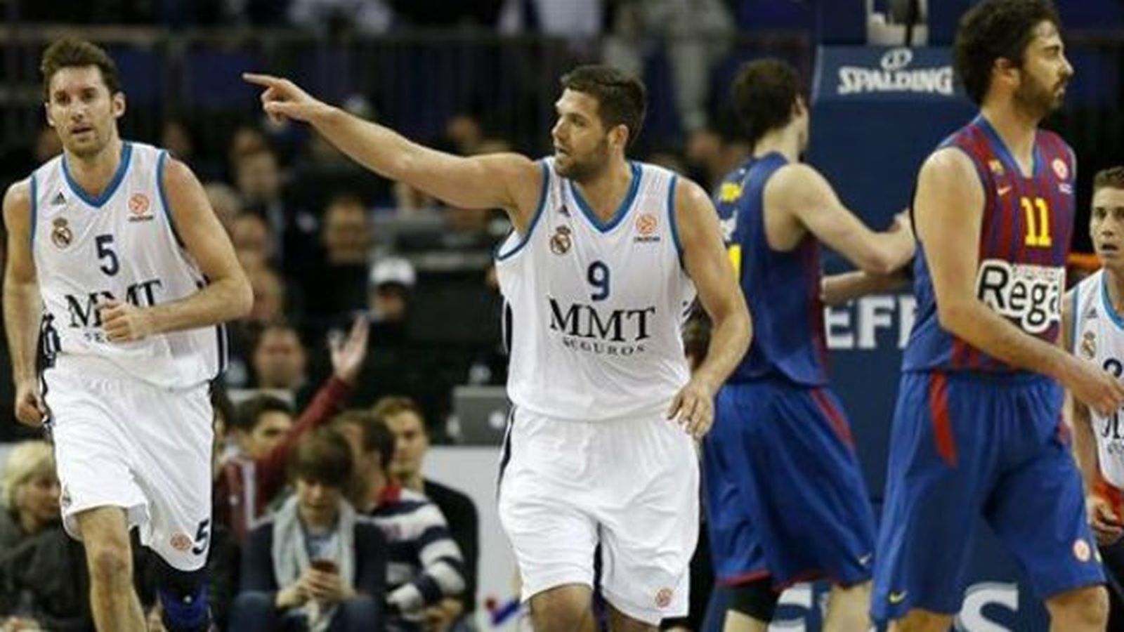 Felipe Reyes ante el Barcelona