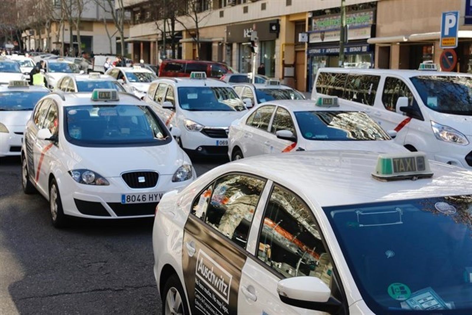 Los taxistas no llegan a un acuerdo con la Comunidad y siguen con la huelga en Madrid