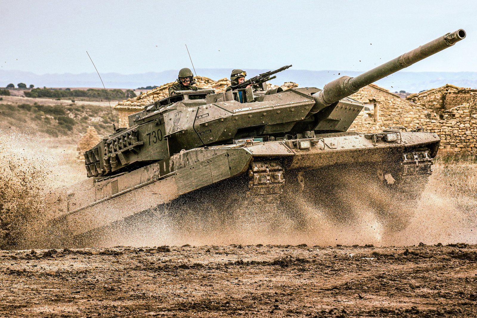Leopardo, versión española mejorada del Leopard alemán