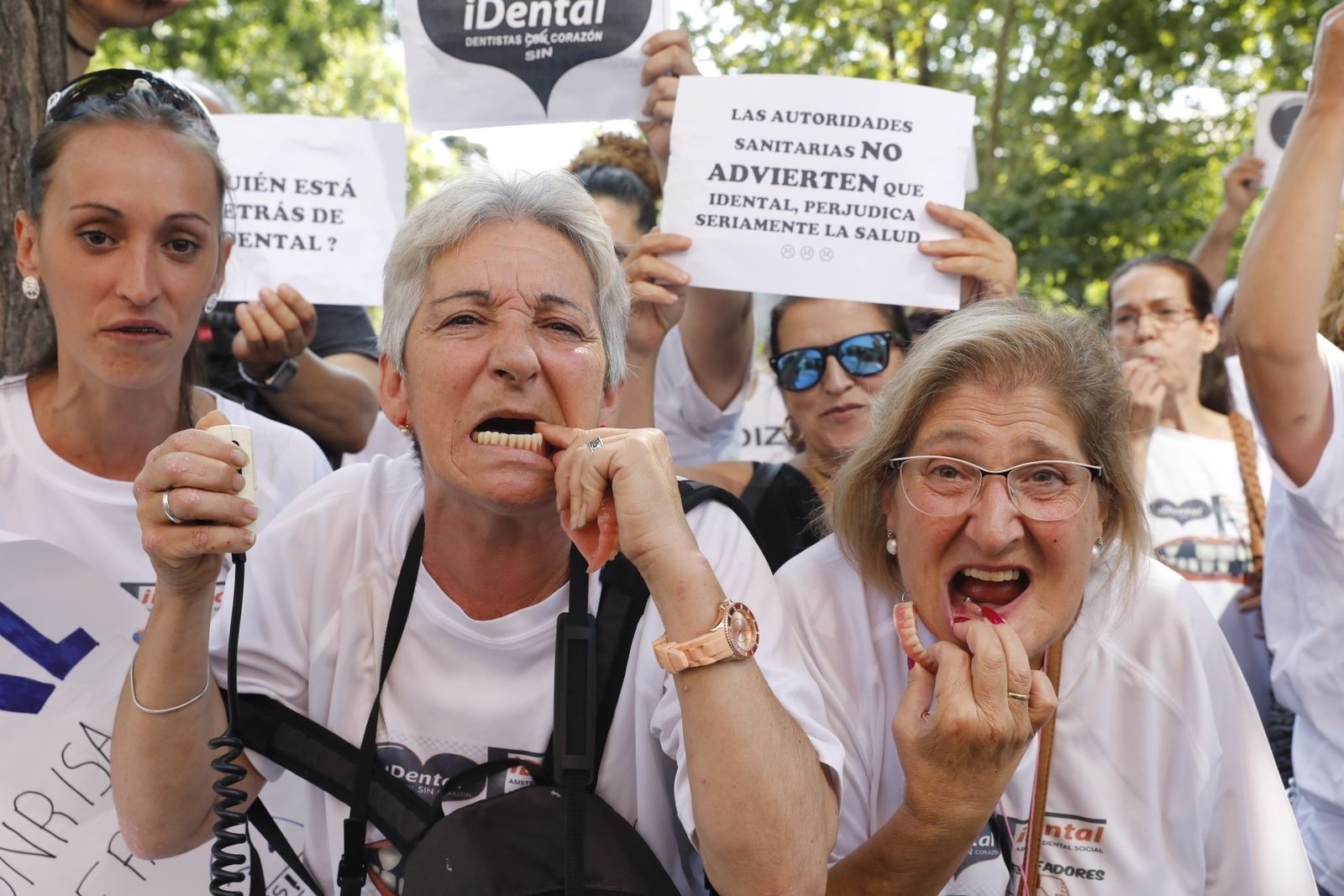 Afectadas por iDental