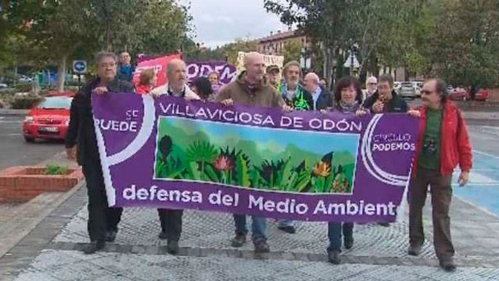 Manifestación contra los vertidos contaminantes al río Guadarrama