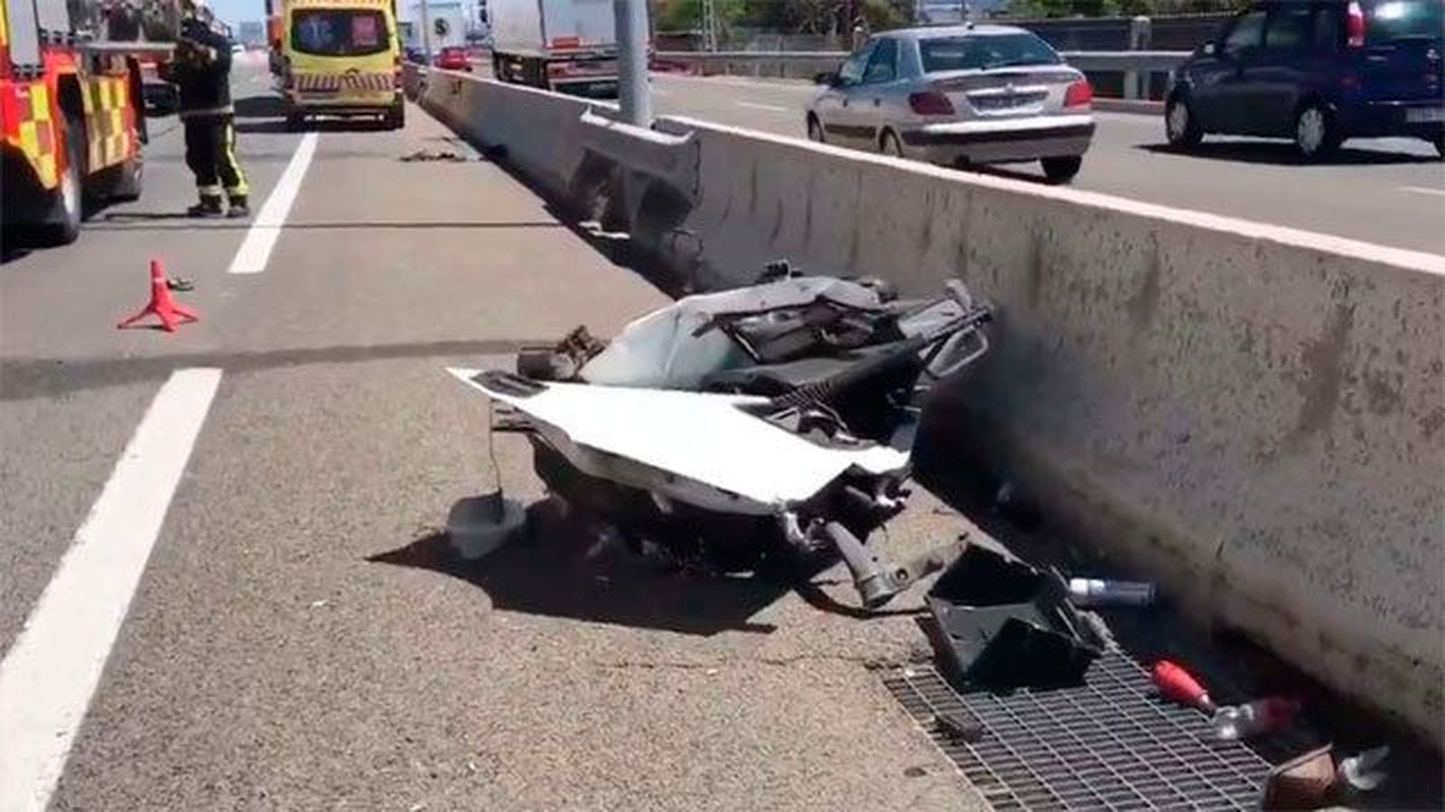 Un herido grave por el accidente de 4 camiones en la A-2 en Alcalá de Henares