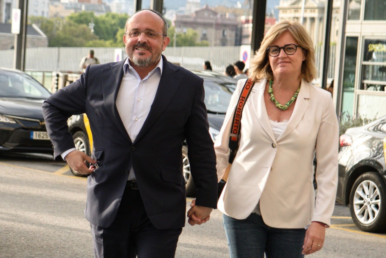 El candidato del PP, Alejandro Fernández, a su llegada al seguimiento de la jornada electoral