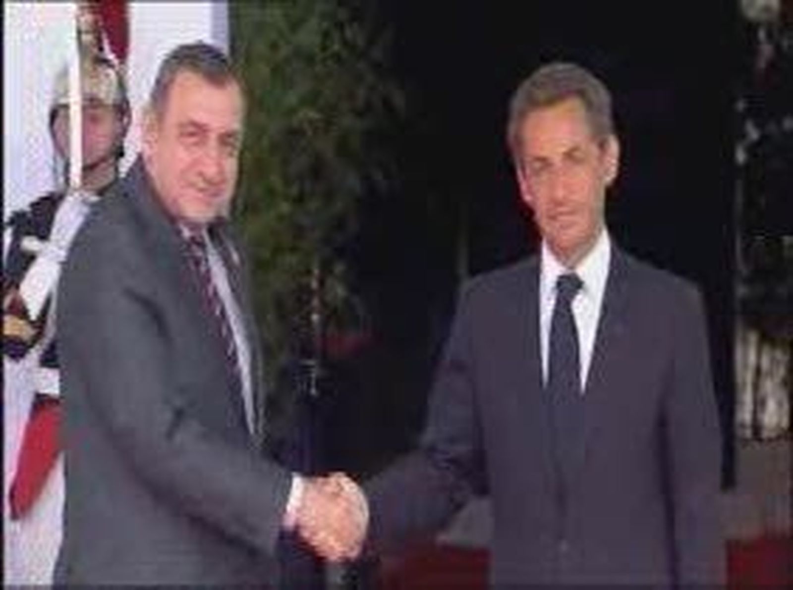 El G8 lanza el "partenariado de Deauville" para apoyar la "primavera árabe"