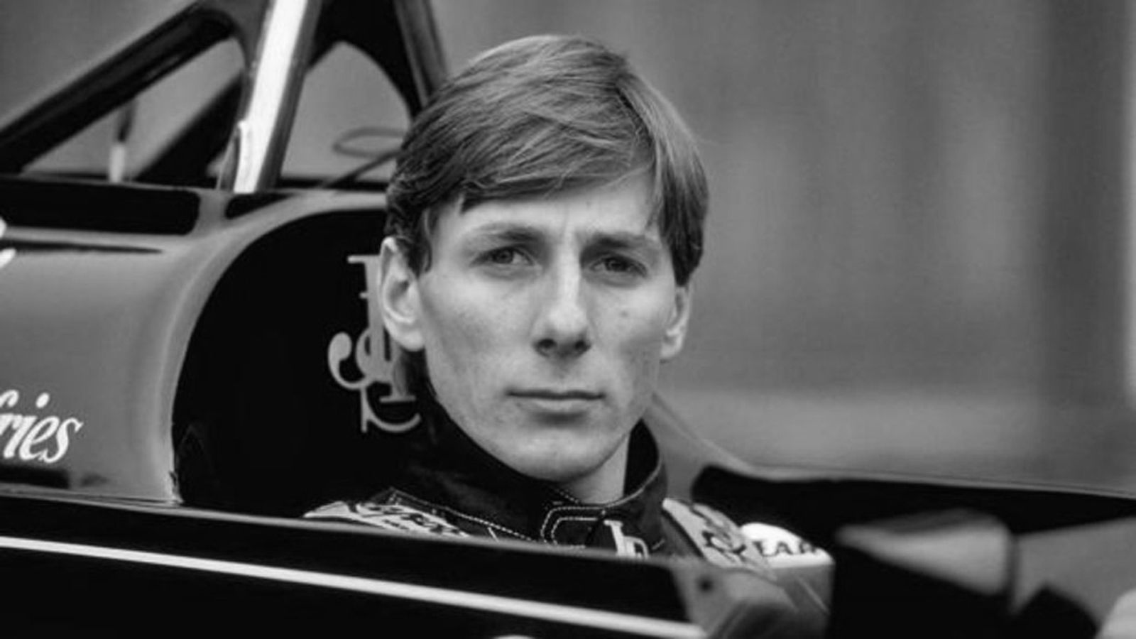 El británico Johnny Dumfries, que fue compañero del brasileño Ayrton Senna en el equipo Lotus en 1986 y que en 1988 ganó las 24 Horas de Le Mans, falleció el 23 de marzo a los 62 años.