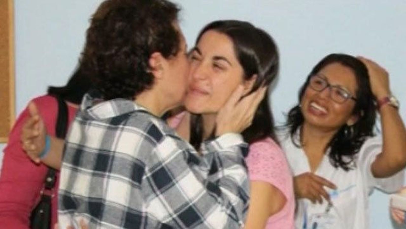 Teresa Romero está "muy feliz  y contenta" tras retirarle el aislamiento