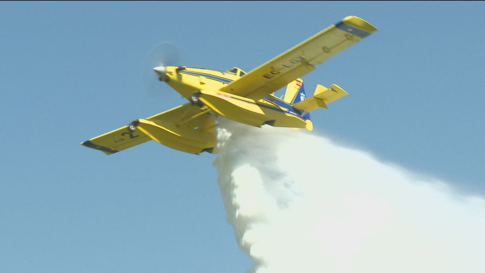 Los medios aéreos y terrestres para apagar los incendios forestales