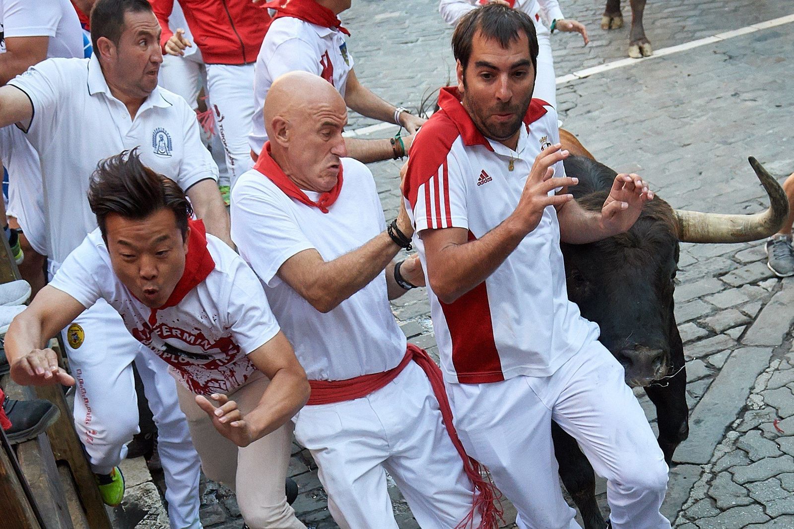 Tres trasladados al hospital tras el sexto encierro de los Sanfermines 2019