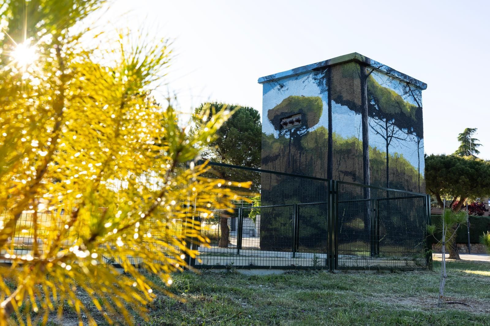 Un centro de transformación eléctrica de Boadilla del Monte tras una intervención artística