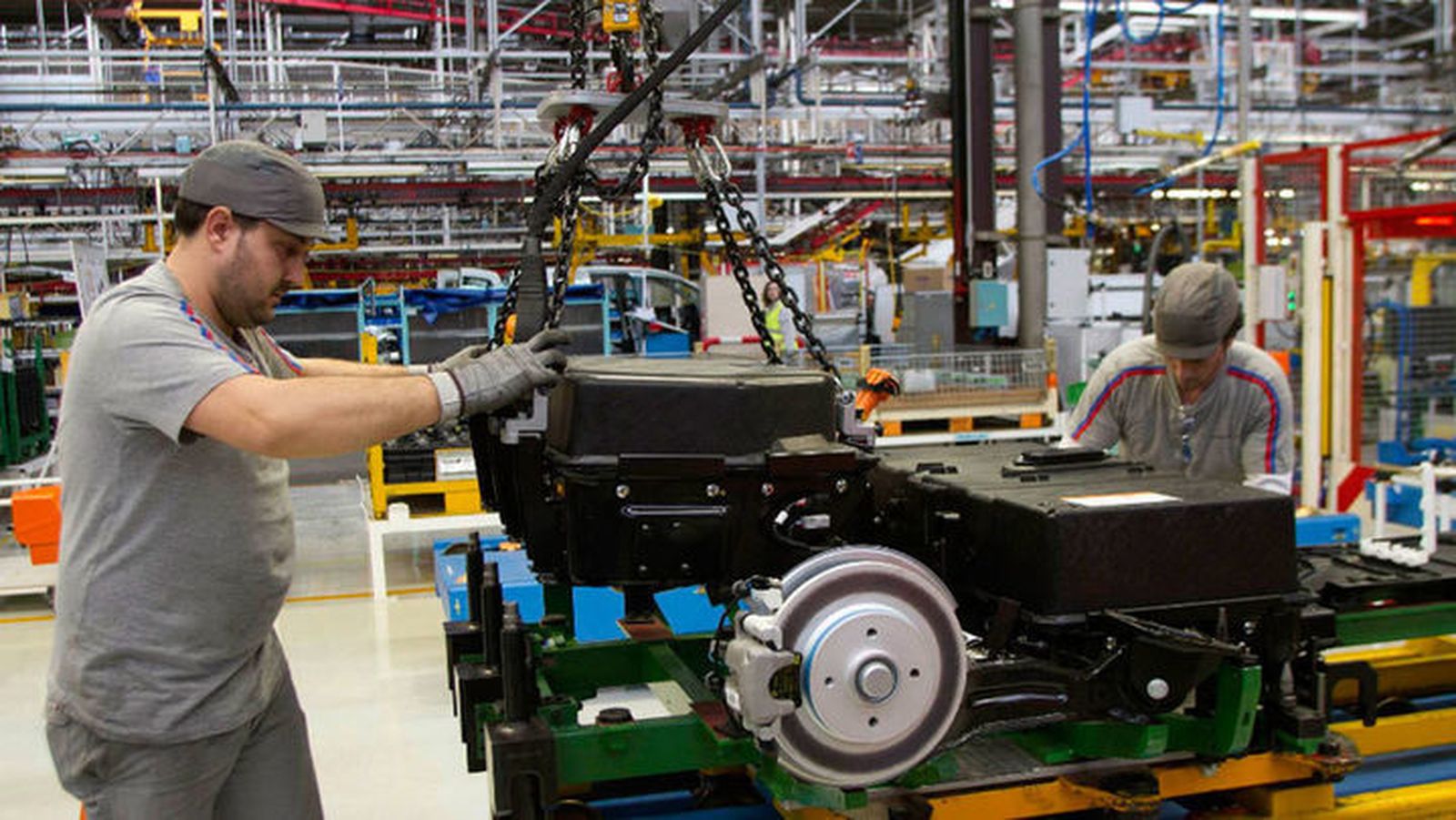 La producción industrial en Madrid sube un 24,8% en enero