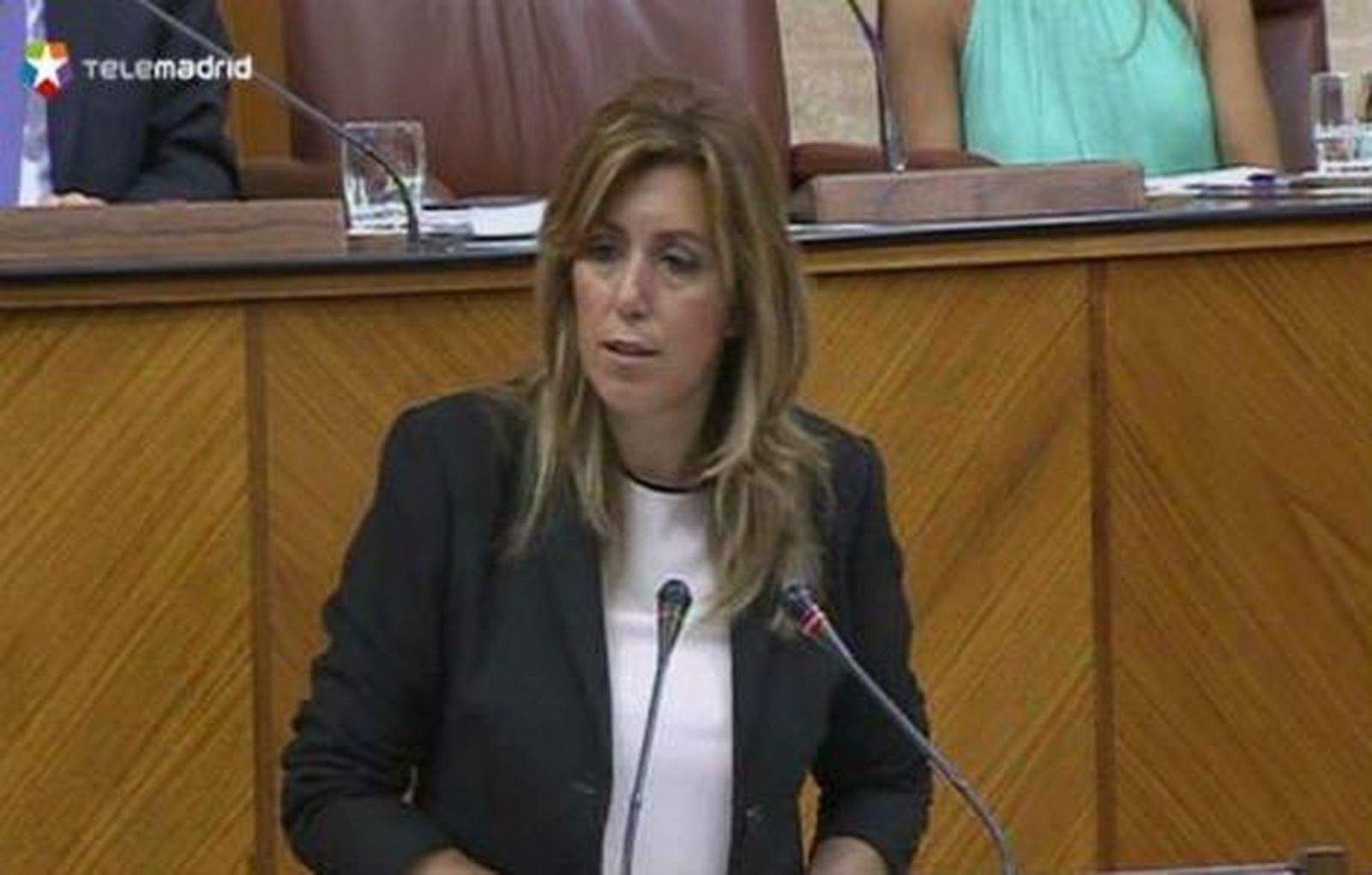 Susana Díaz, investida presidenta de Andalucía con los votos del PSOE e IU