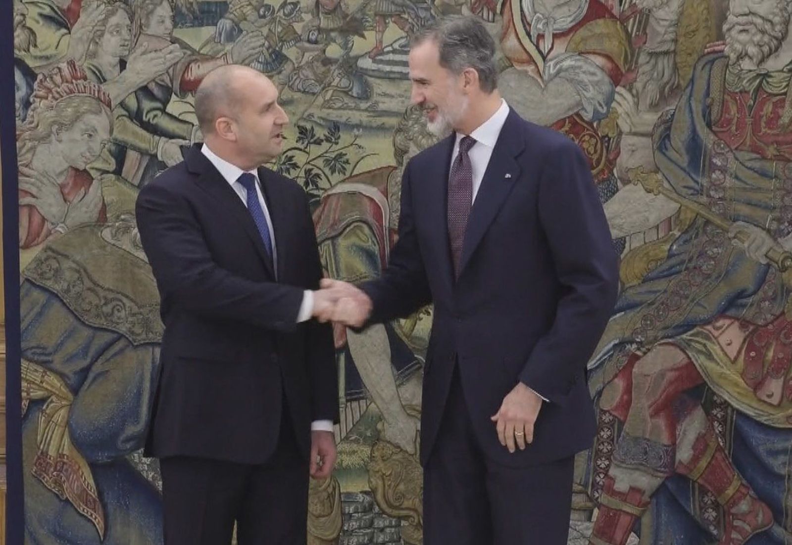Los Reyes ofrecen un almuerzo al presidente búlgaro y a su esposa de visita oficial en España